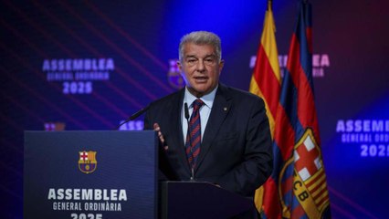 Roberto Gómez pide que Laporta haga el saque de honor