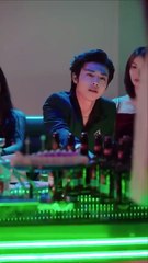 That night, an unexpected entanglement with the top lawyer, Huo Tingzhou, became the white moonlight of his heart. When someone bullied her, belittled her, and laughed at her, he immediately turned dark and defended her, holding her tightly in his arms an