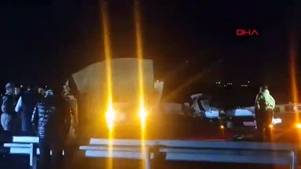 Katliam gibi kaza... Zincirleme faciada çok sayıda ölü ve yaralı var