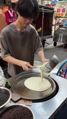 The Most Crowded Street Food Stall!