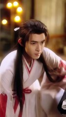 Dans sa vie antérieure, l'empereur avait été trompé par un homme malfaisant et Daiwa lui avait sauvé la vie en tant qu'esclave.