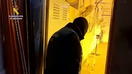 La Guardia Civil detiene a cinco personas por el homicidio de un hombre en Chiclana (Cádiz) tras un vuelco de droga