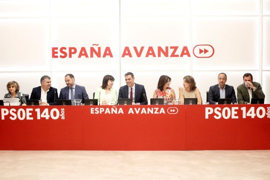 Elisa de la Nuez: Si hay una herencia del franquismo es la corrupción: 50 años después sigue funcionando igual
