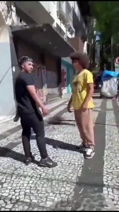 Vídeo mostra início da briga deputado Renato Freitas