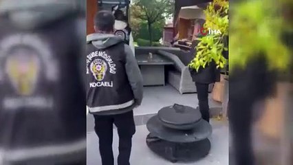 18 yıl önce göbek bağıyla öldürülen bebeğin annesi: "Lavaboda düştü"