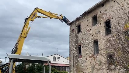 Cascina: iniziata la demolizione dell?ex scuola materna di San Frediano
