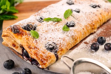 Tarta de hojaldre y arándanos en 5 minutos