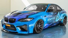 Extrem getunter BMW M2 F87 (2020) mit ARMYTRIX, Widebody & Folierung