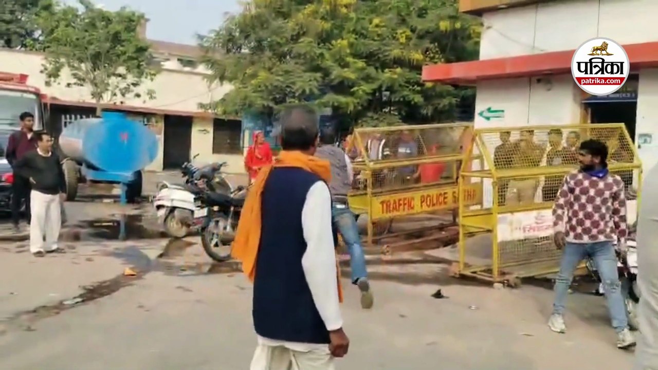 ASI को दूसरी महिला के साथ देखकर पत्नी-बेटे ने की जमकर पिटाई