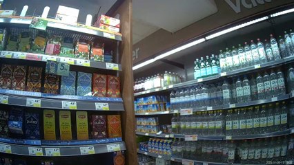 På Ica- Krämarens Galleria-Drottninggatan-Rudbecksgatan. Örebro 20 Nov. 2025