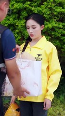 من القيود إلى الدلال