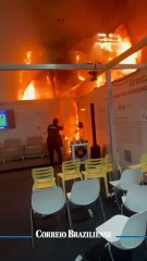Veja o momento em que começa o incêndio no pavilhão da COP30
