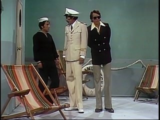 Chaves S01E21 - O Marujo Enjoado - Sustos na Vila