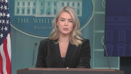 Karoline Leavitt Faces Disrespectful Moment with Journalists Before Leaving Briefing Room