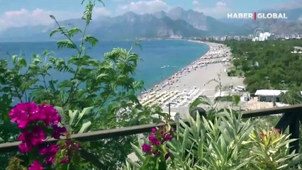 Antalya ve Muğla sahillerinde bayram tatili yoğunluğu sürüyor