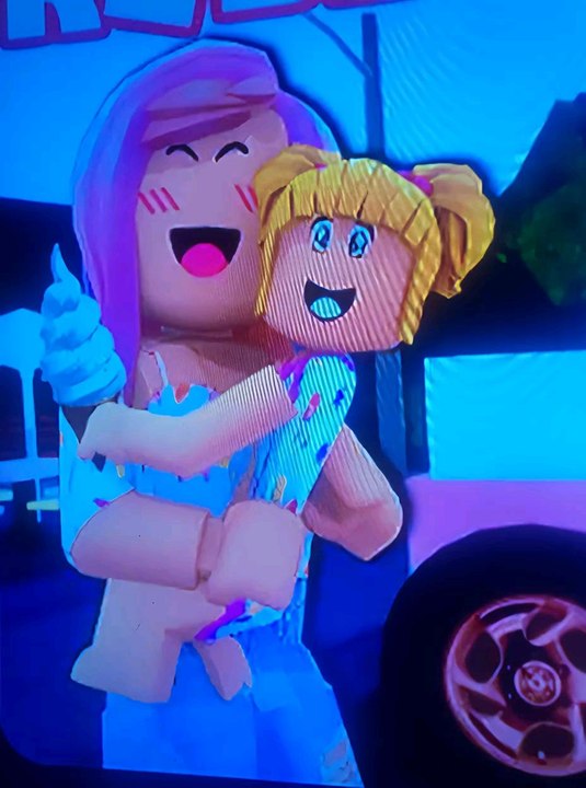 Titi and Goldie are Hugging and Smiling/Titi Games
