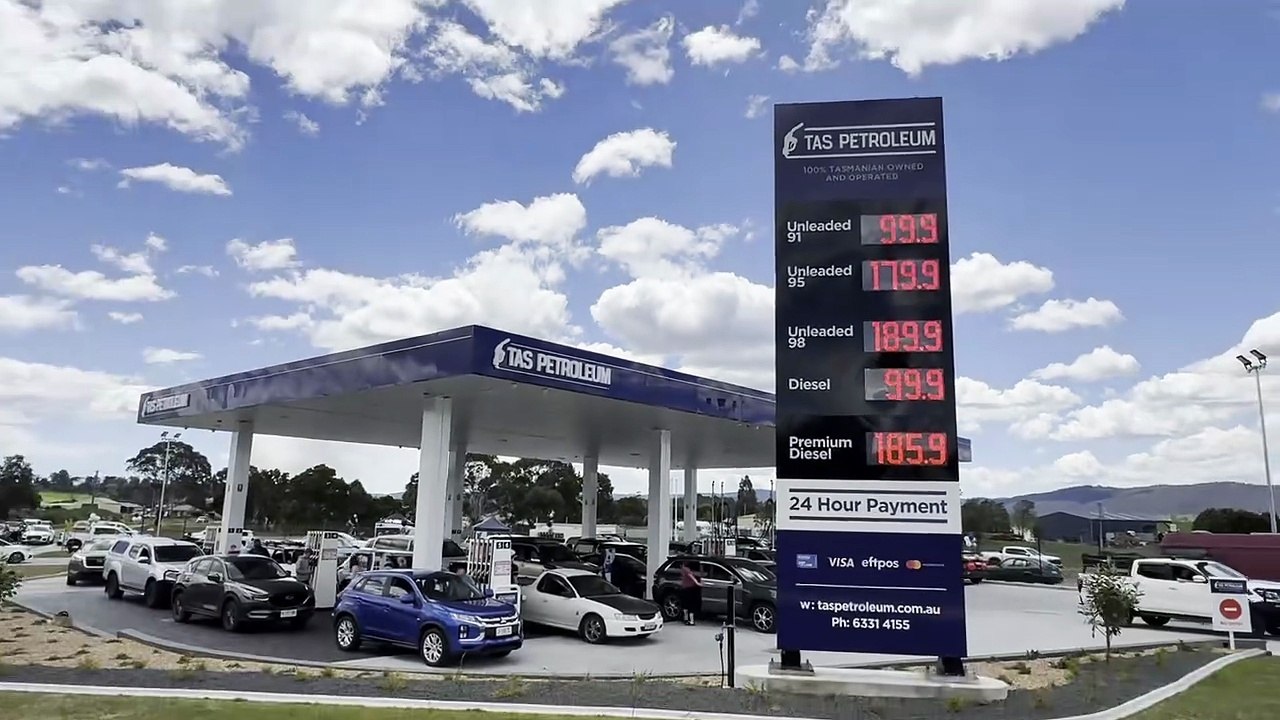 Motorists go bananas for 99c petrol in Northern...