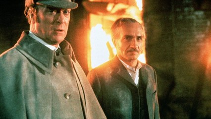 Elémentaire, mon cher... Lock Holmes