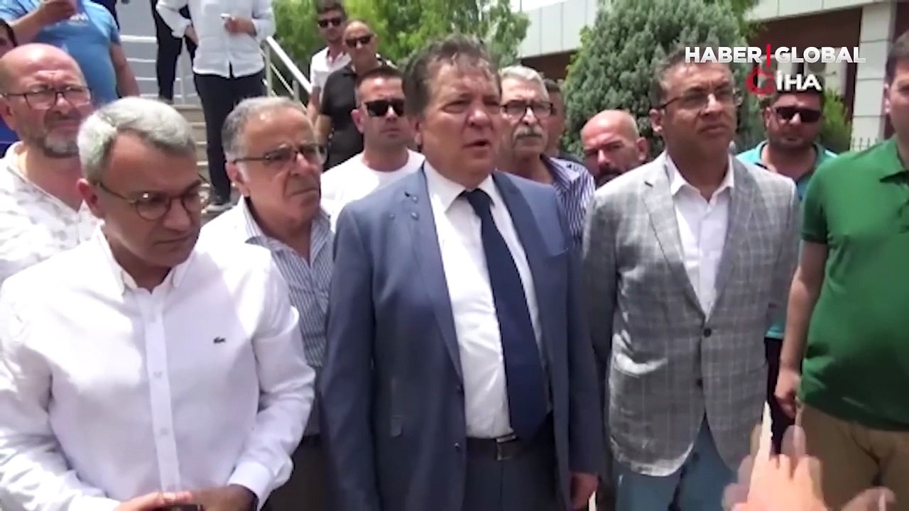 Edremit Belediye Başkanı Selman Hasan Arslan'a makamında saldırı