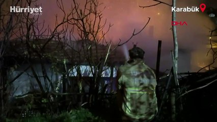 Karabük'te 3 katlı tarihi konakta yangın