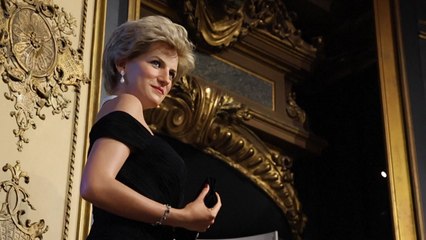 '리벤지 드레스' 입은 다이애나비 밀랍 인형 공개 / YTN