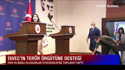 İsveç'in teröre desteği: Stockholm'de dev PKK bayrağı açıldı!