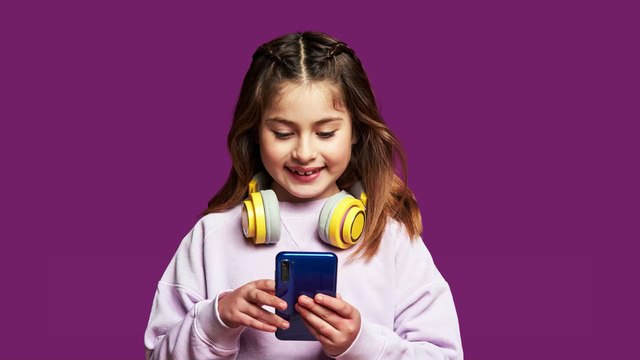 Los niños que usan smartphones corren el riesgo de tener mala salud mental de adultos