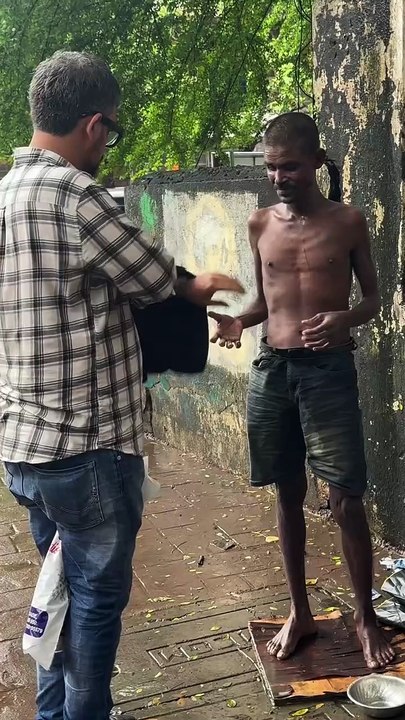 1001263716