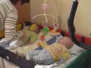 BAİLAMOS CON " LA VİDA ES UN CARNAVAL"