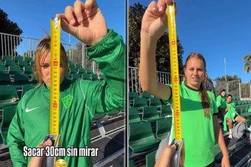 El reto viral de las futbolistas del Elche: "Quién conseguirá sacar 30 centímetros sin mirar?"