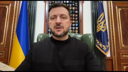 Zelensky: "Accordo solo con una pace dignitosa per l'Ucraina"