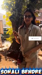 Bollywood Actress Sonali Bendre Arrived at Saloon 🥰