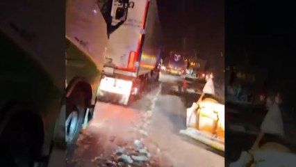 Intensa labor de Policía Foral a causa del temporal de nieve