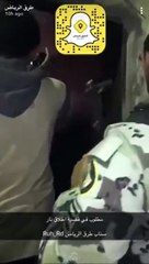 بالفيديو الشرطة تلقي القبض على متهم مطلوب بقضية اطلاق نار بالرياض