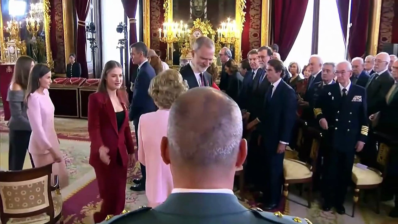 Leonor se salta el protocolo para esperara doña Sofía