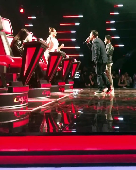 فيديو.. هكذا عايد عاصي الحلّاني "إليسا" بعيد ميلادها