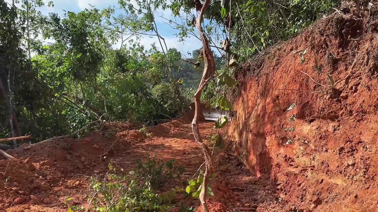 Smoother and Neater Roads with the D6R XL Bulldozer in the Mountain Plantation