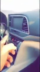 بالفيديو شاب سعودي يزور السوق الحرة بدبي ويكشف تلاعب تجار السيارات بالاسعار في السعودية