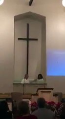 تويتر "يشتعل"، نشطاء سعوديين يهاجمون شاب سعودي ترك الاسلام