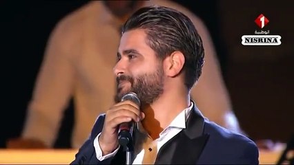 فيديو.. ناصيف زيتون يبكي على المسرح ويتوقّف عن الغناء