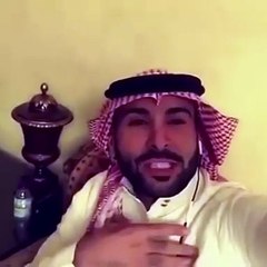 يزيد الراجحي يصور فيديو له وهو يهدي نفسه سيارة فيرون جديدة