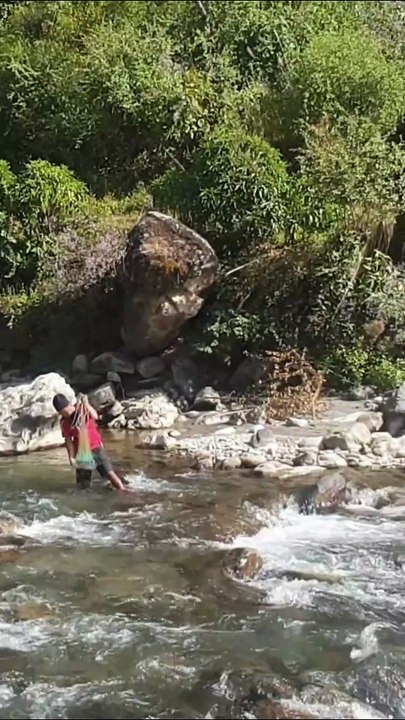 cast net fishing in Nepal |