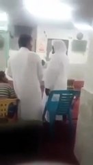 مضاربة بين شاب ومسن بالمسجد بسبب صراع على كرسي للصلاة