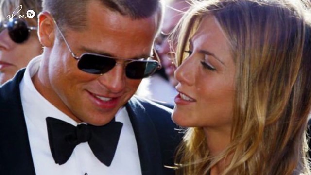 براد بيت يراسل جينيفر أنيستون بعد خلافاته مع أنجلينا جولي