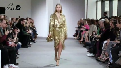 مايكل كورس يدعم تمكين المرأة من خلال تصاميمه الجديدة