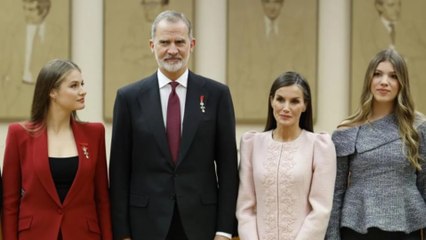 El rey renueva su compromiso con la democracia: "La Corona estará siempre a su servicio"