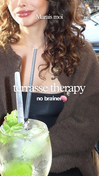 ça s’appelle l’écoute transversale 🙄📍 Café Hugo : 22, place des vosges 75004 paris