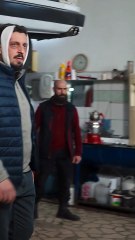 Kafasını Kaldıranın Kafasını Kopartırım ｜ Eşref Rüya #shorts