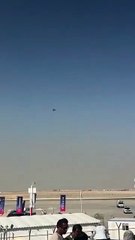 Un avión de combate indio, el HAL Tejas, se estrella durante una exhibición aérea