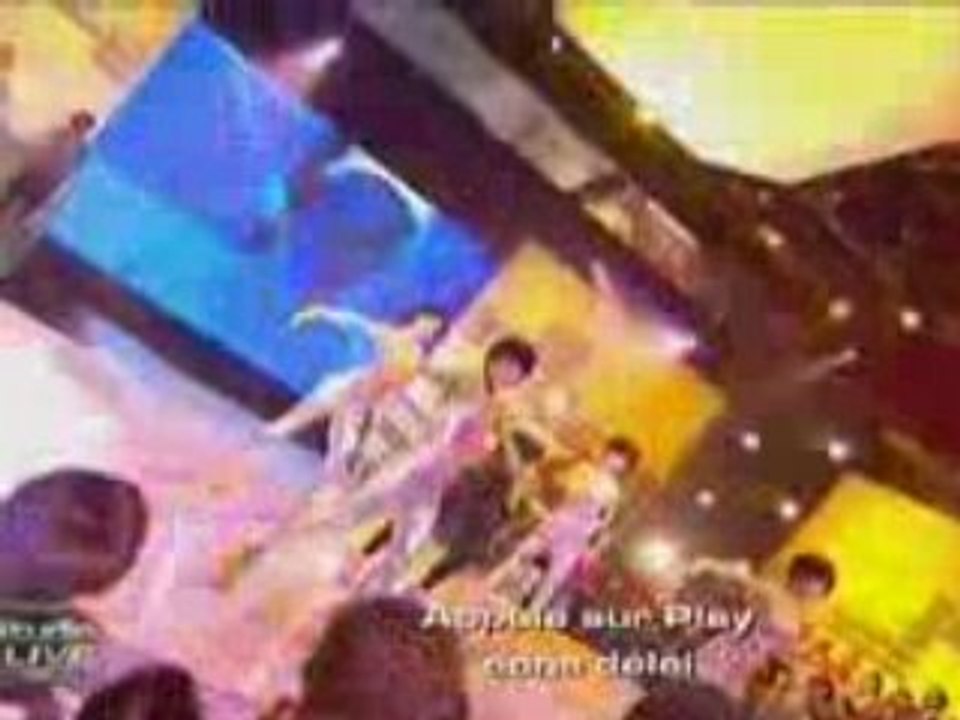 Lorie - "Play" @ NRJ Studio Live 300408